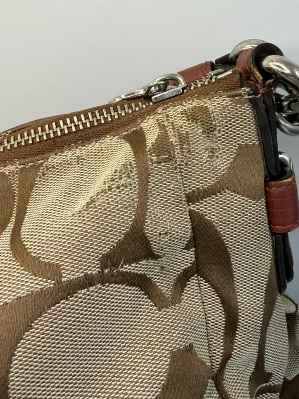 Share Vintage Y2K Coach Chelsea Ashlyn Signature Canvas Hobo Bag
